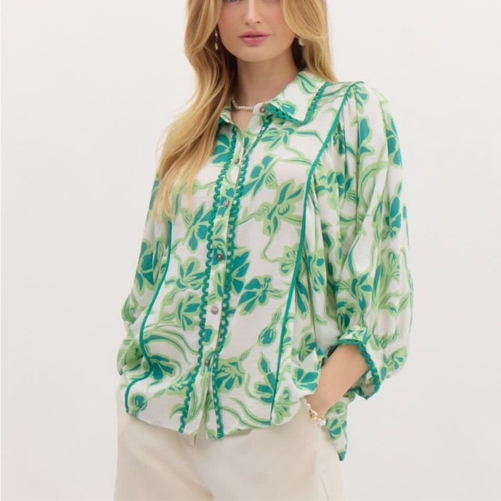 Entro White and Green Floral Wide Sleeve Button Down Shirt - Picture 2 of 11